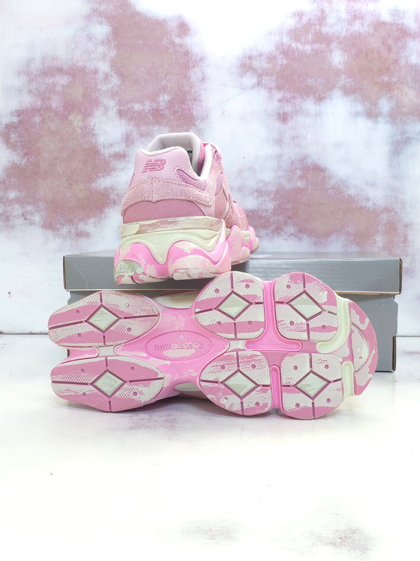 NW BALANCE 9060 OVERDYE PINK
