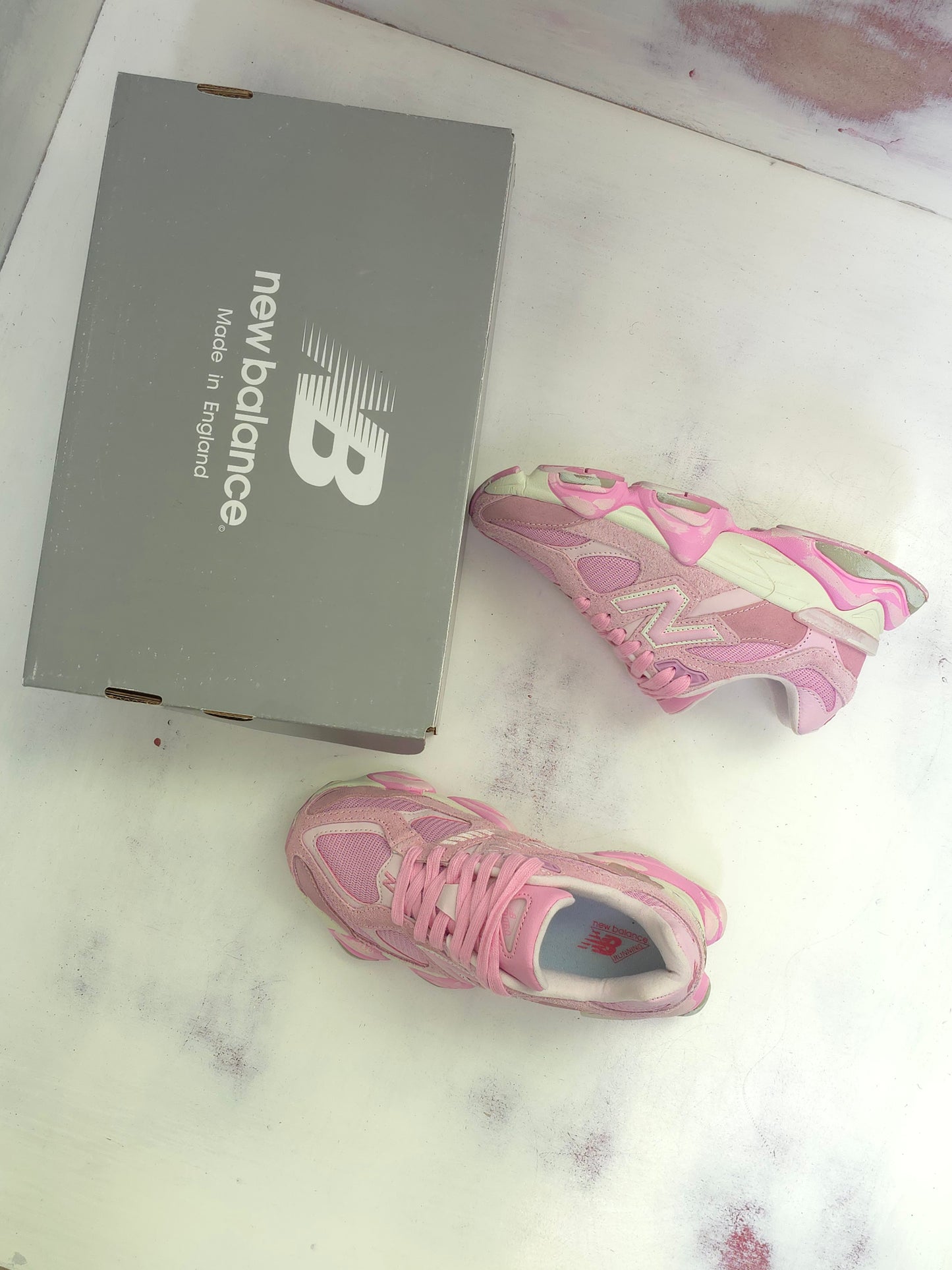 NW BALANCE 9060 OVERDYE PINK