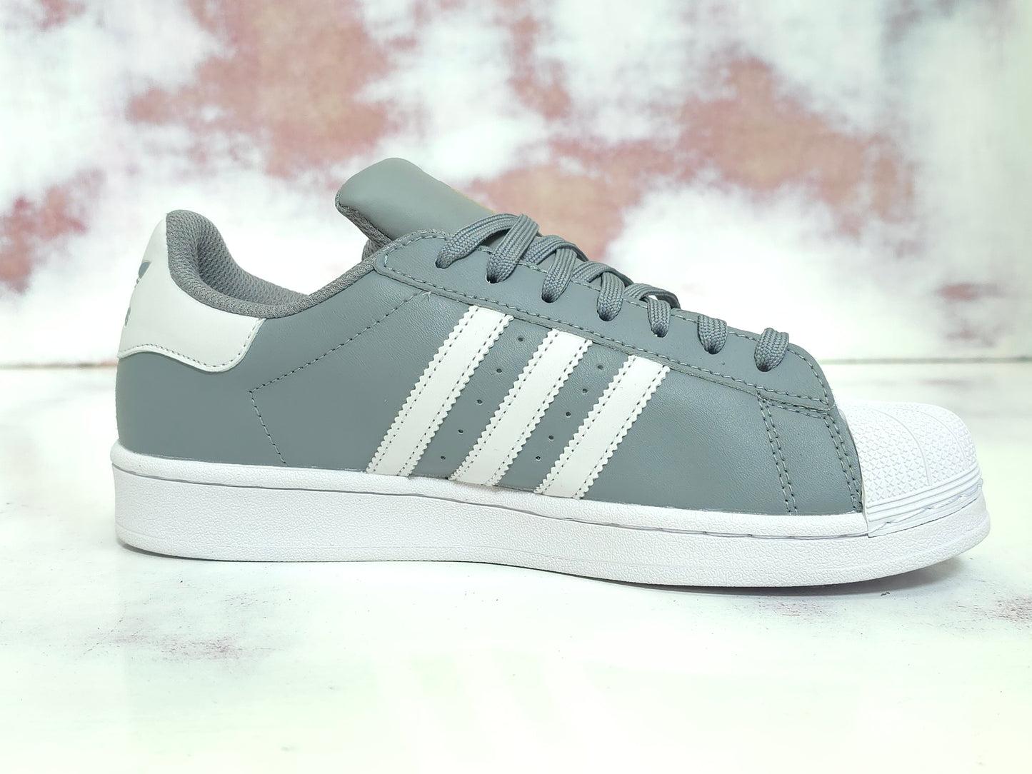ADDS SUPERSTAR CONCHA GRIS PIEL