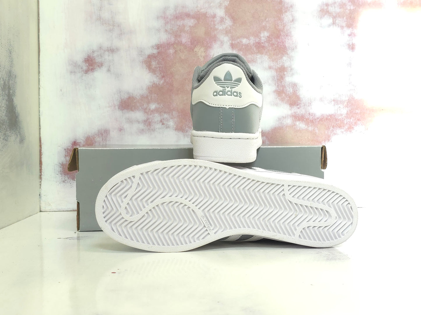ADDS SUPERSTAR CONCHA GRIS PIEL