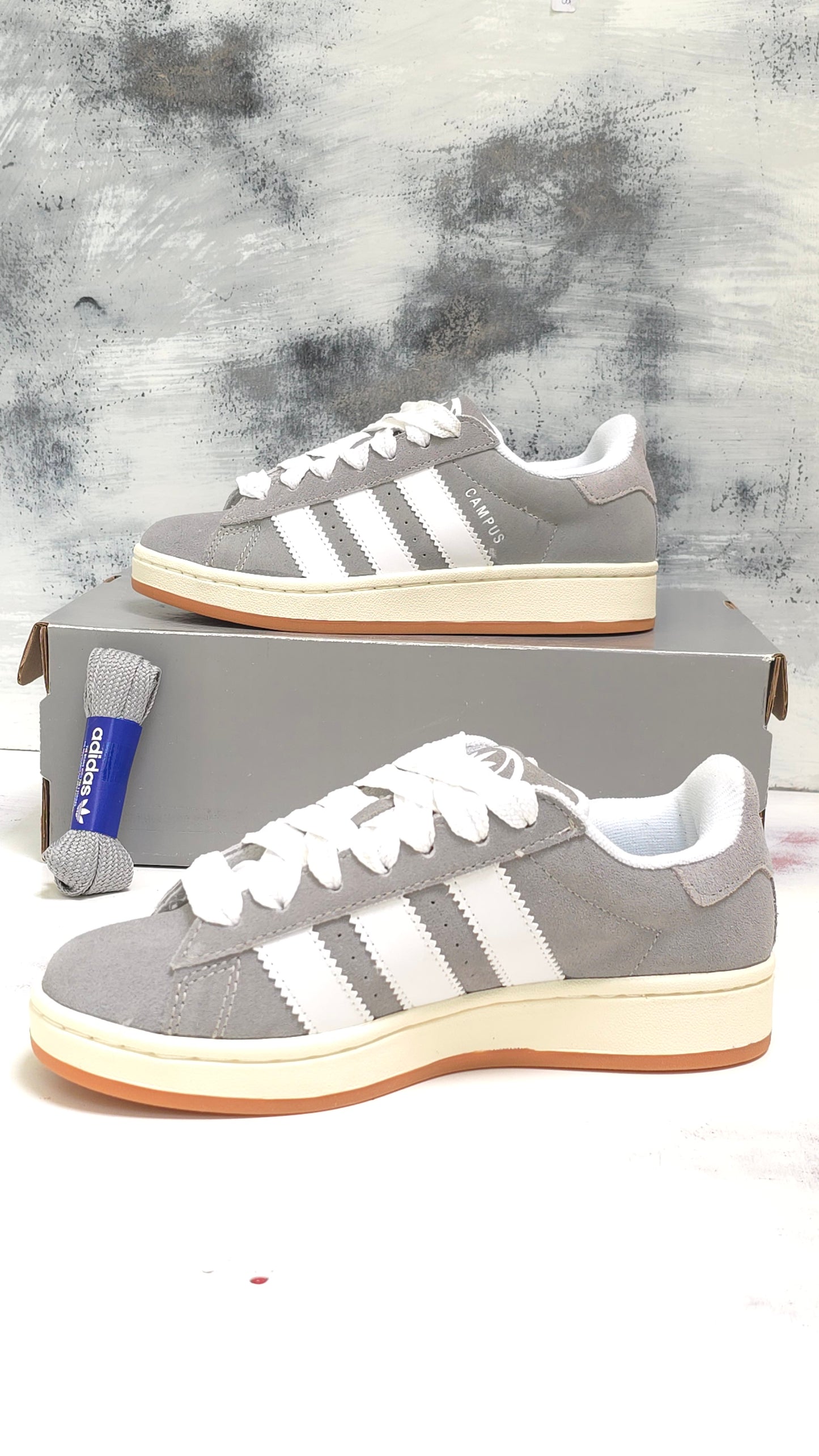 ADDS CAMPUS 00s GRIS BLANCO
