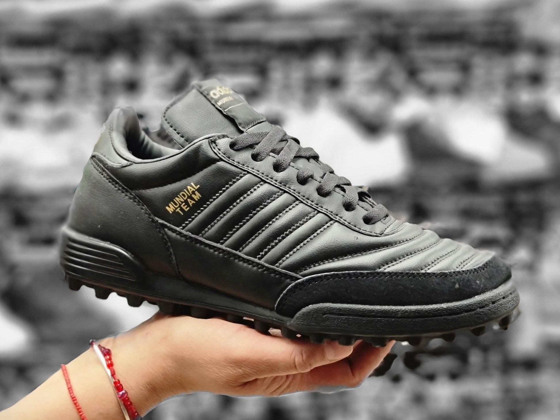 ADDS COPA MUNDIAL TEAM ALL BLACK – tetetenis