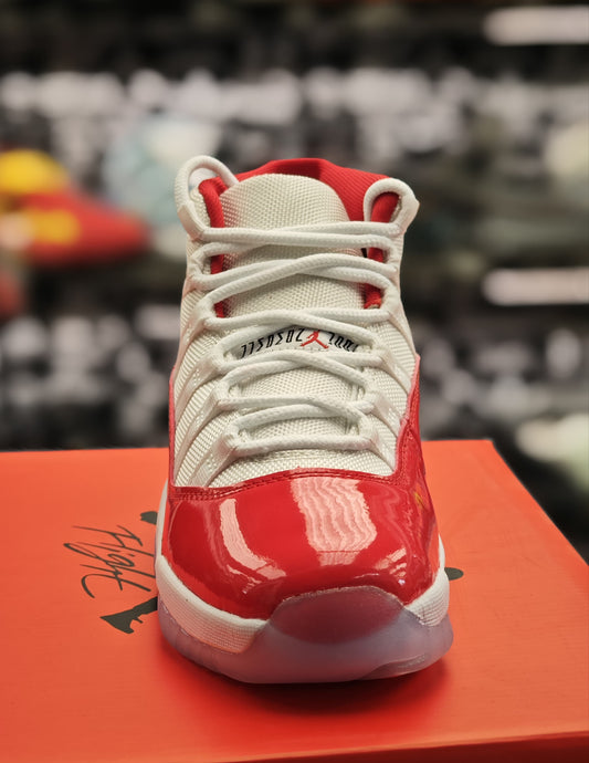 JRDN RETRO 11 CHERRY