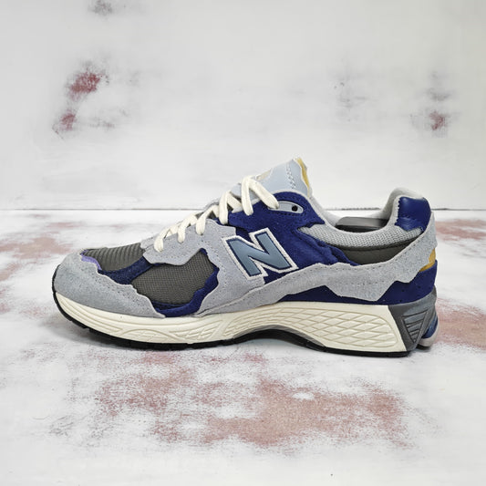 NW Balance 2002R PROTECTION PACK NAVY GREY