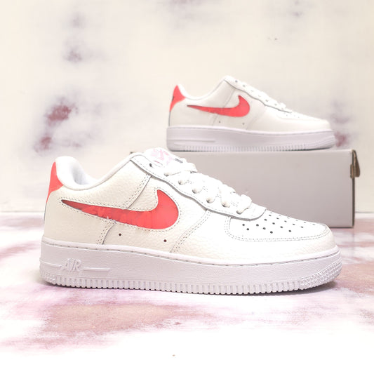 NKE AIR FORCE ONE  LOVE