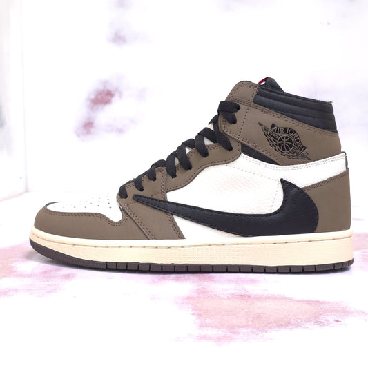 JRDN RETRO 1 TRAVIS
