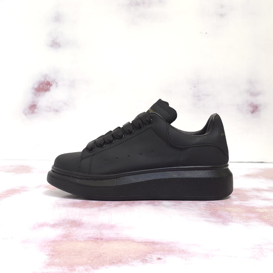 ALEXANDERR MC QUEEN ALL BLACK