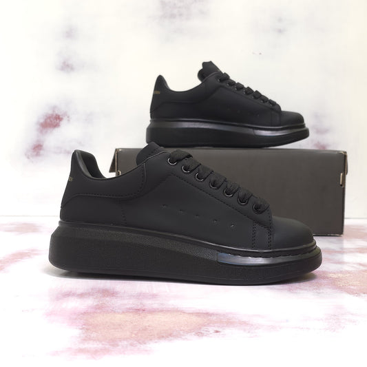 ALEXANDERR MC QUEEN ALL BLACK