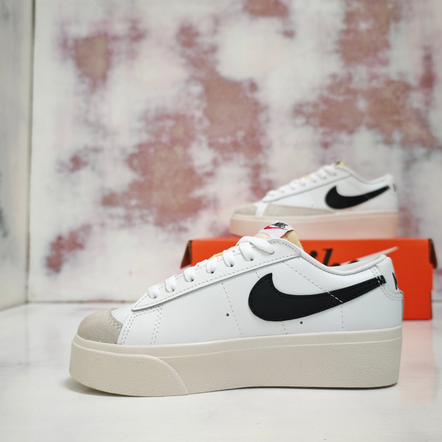 NKE BLAZER PLATFORM COLORS OG BLANCO
