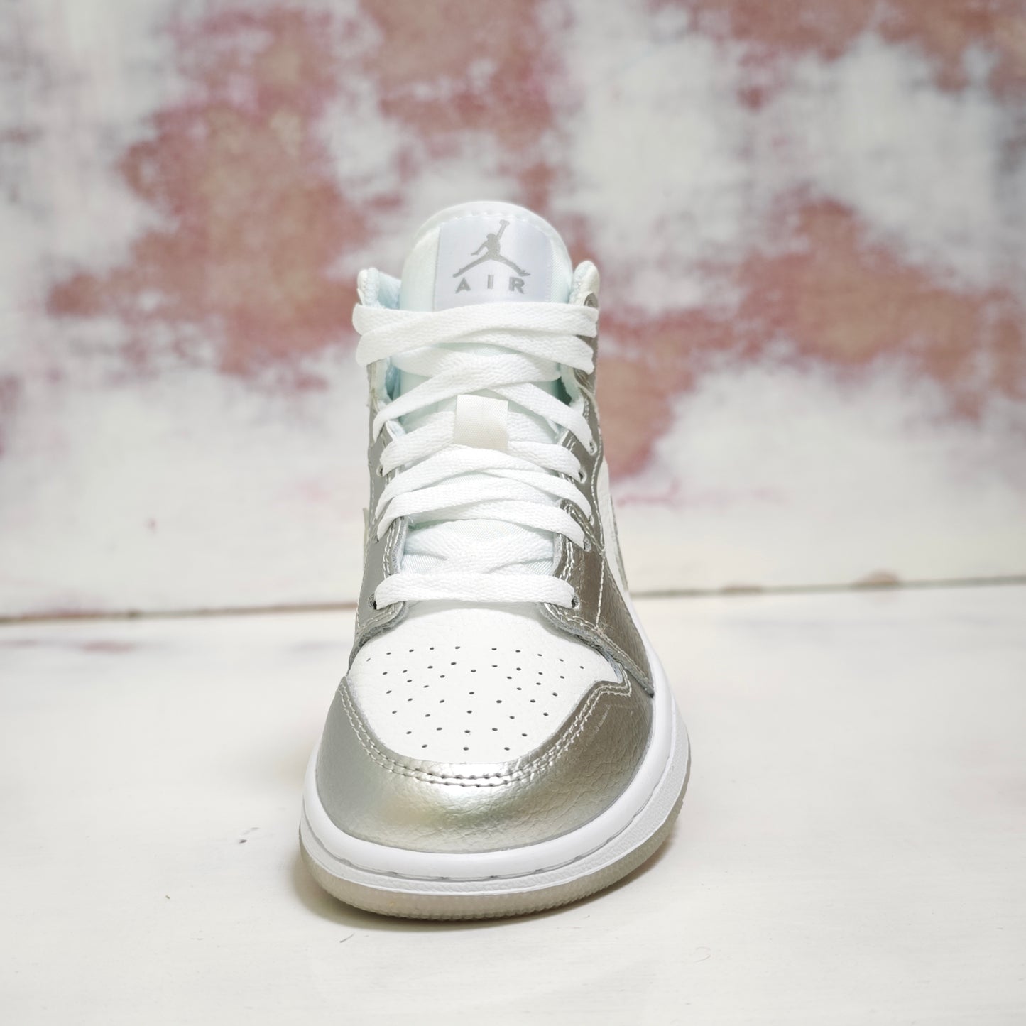 JRDN RETRO 1 METALLIC SILVER