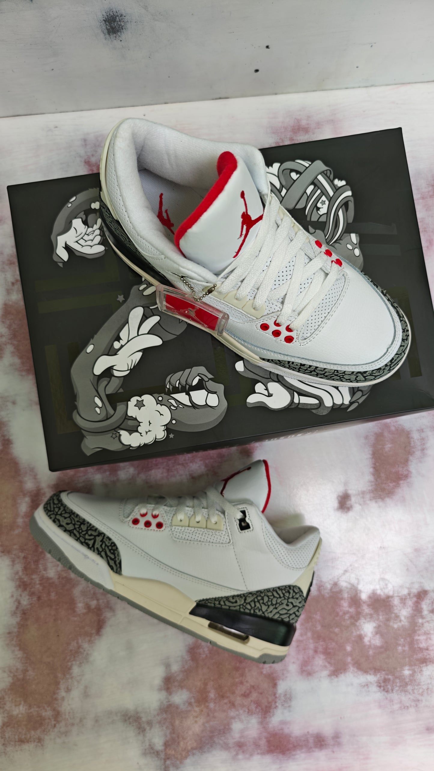 JRDN RETRO 3 WHITE CEMENT R3