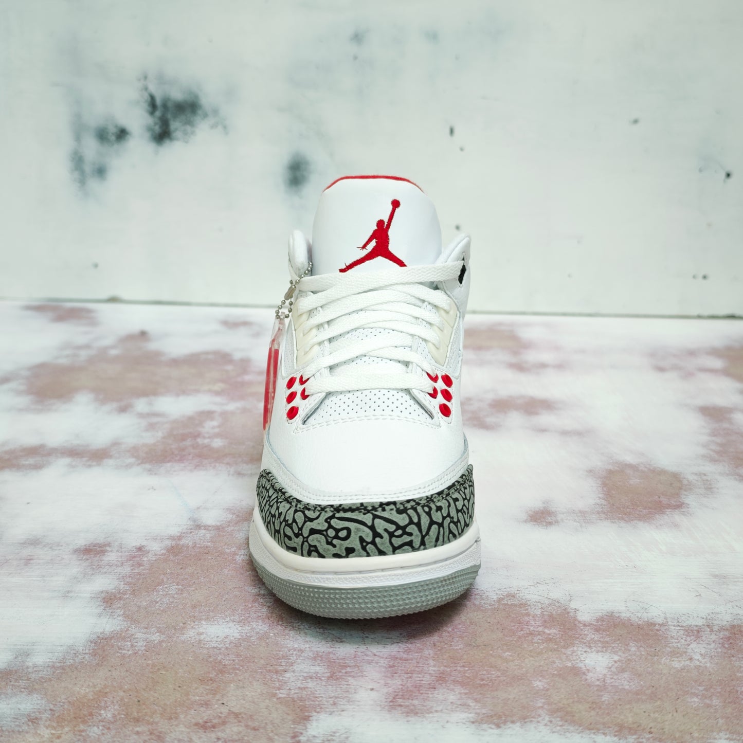 JRDN RETRO 3 WHITE CEMENT R3