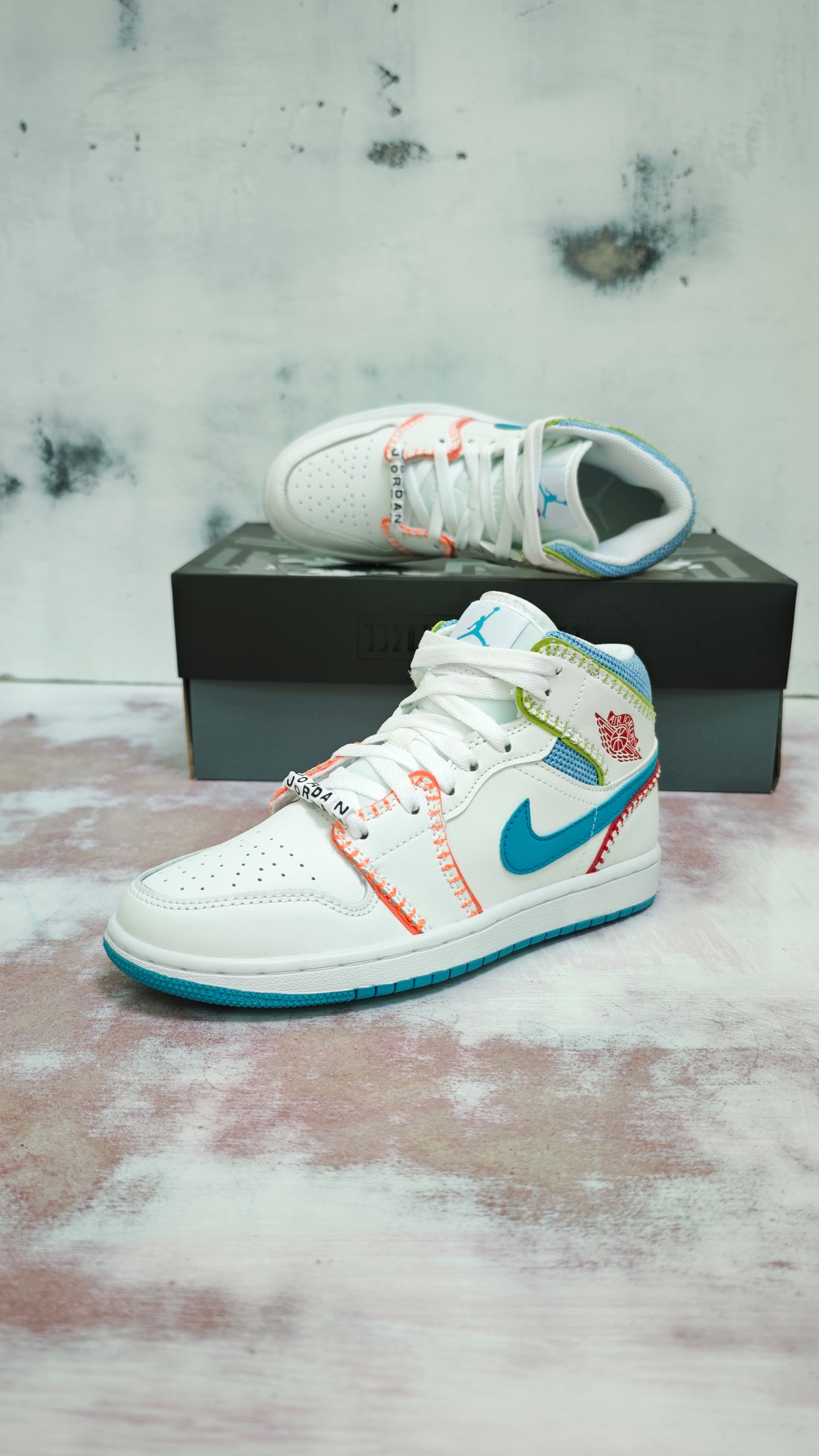 JRDN RETRO 1 Multi knit