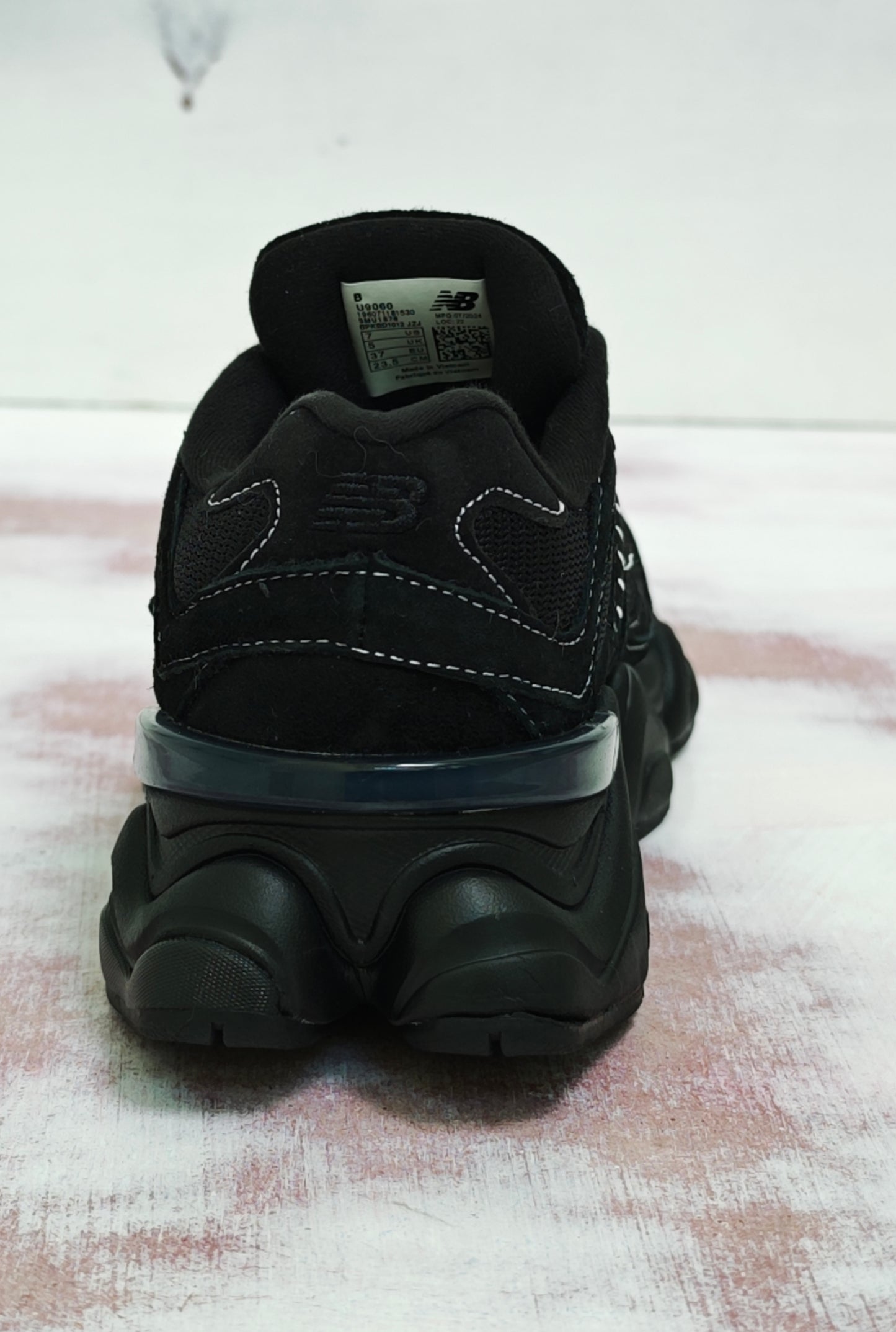 NW BALANCE 9060 CARBON