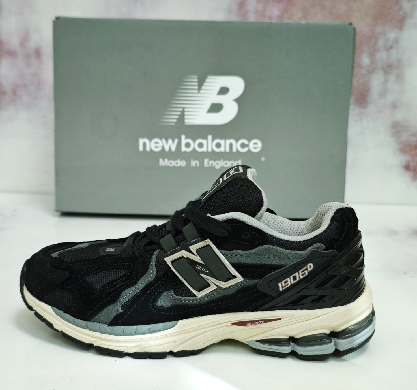 NW BALANCE 1906D Refined Future