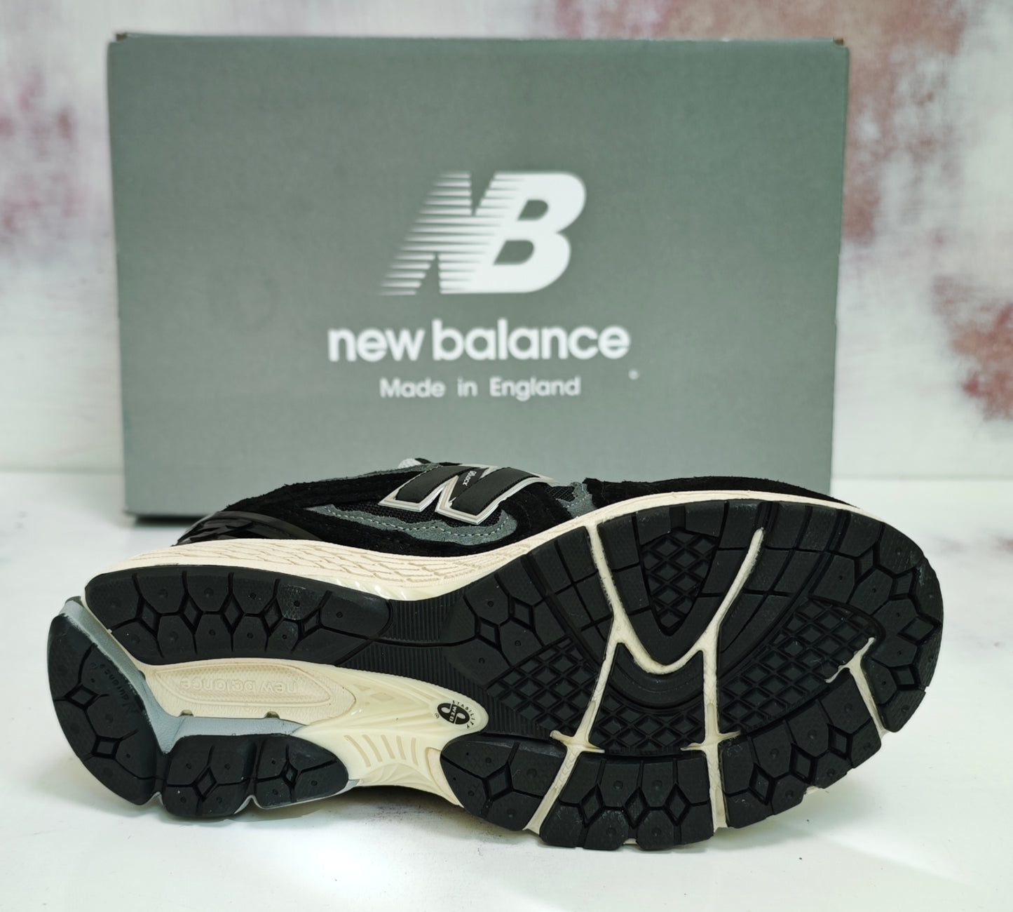 NW BALANCE 1906D Refined Future