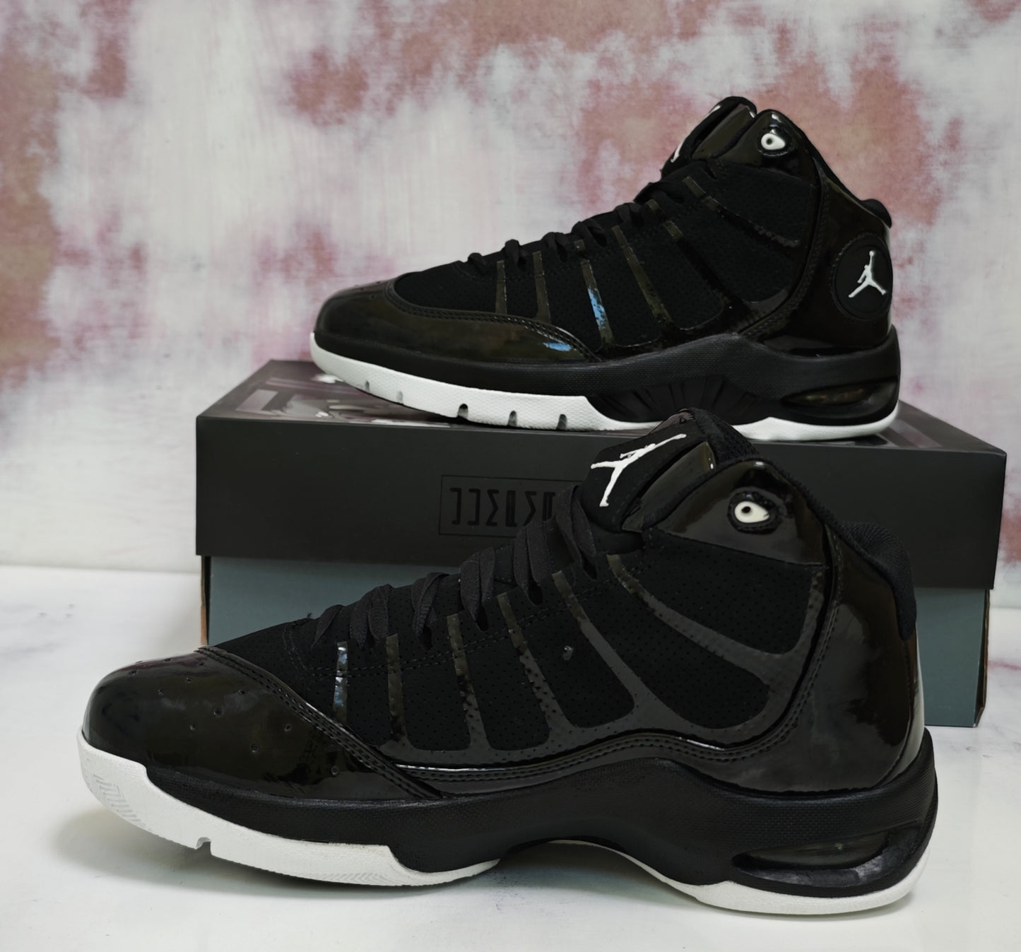 JRDN RETRO PLAY IN THESE