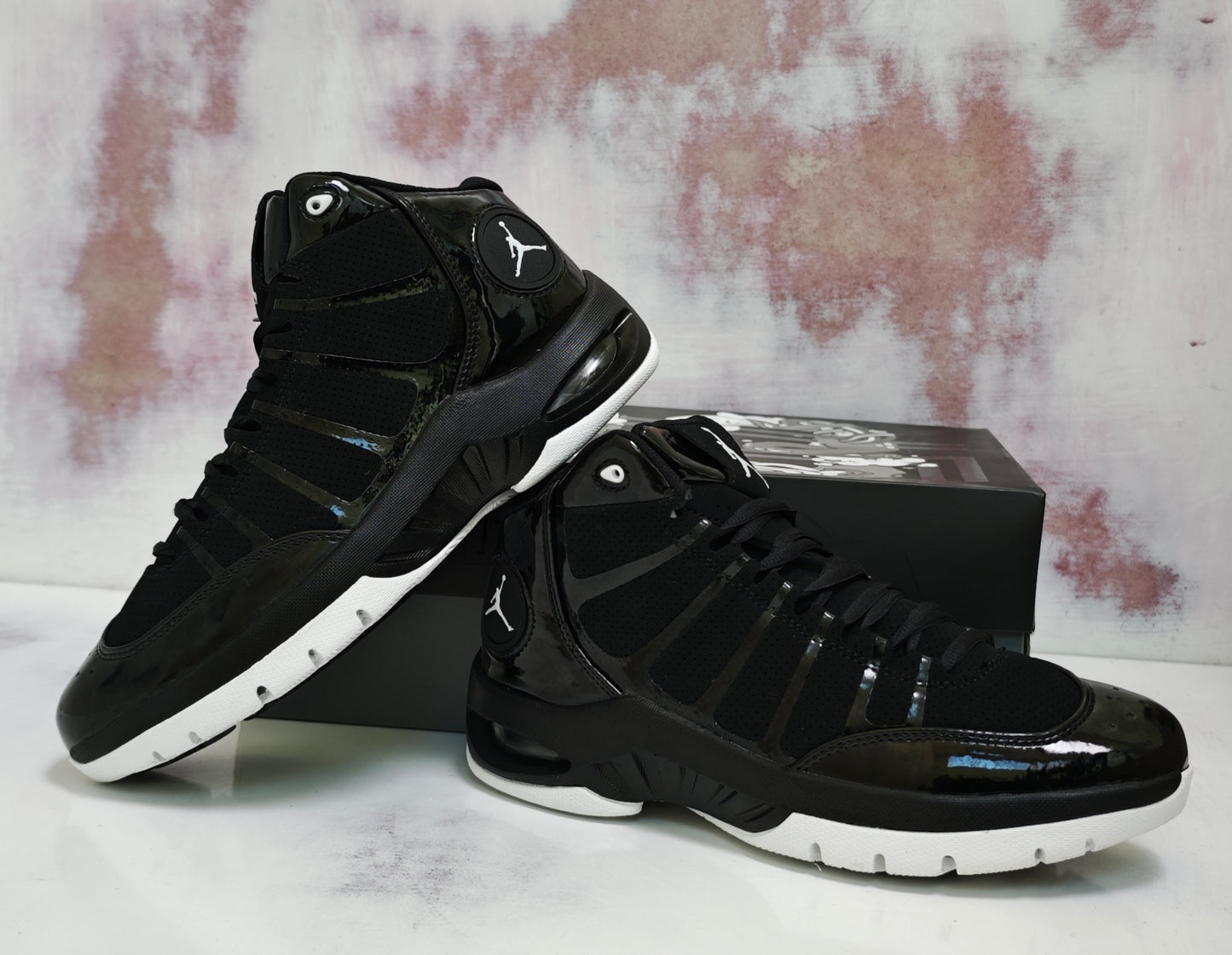 JRDN RETRO PLAY IN THESE