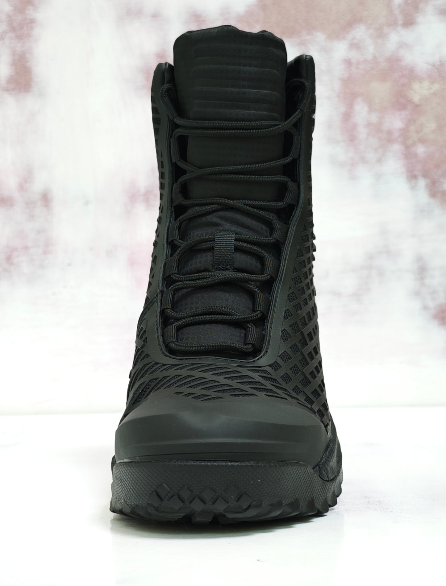 UND ARMR TACTICA FUSE BLACK