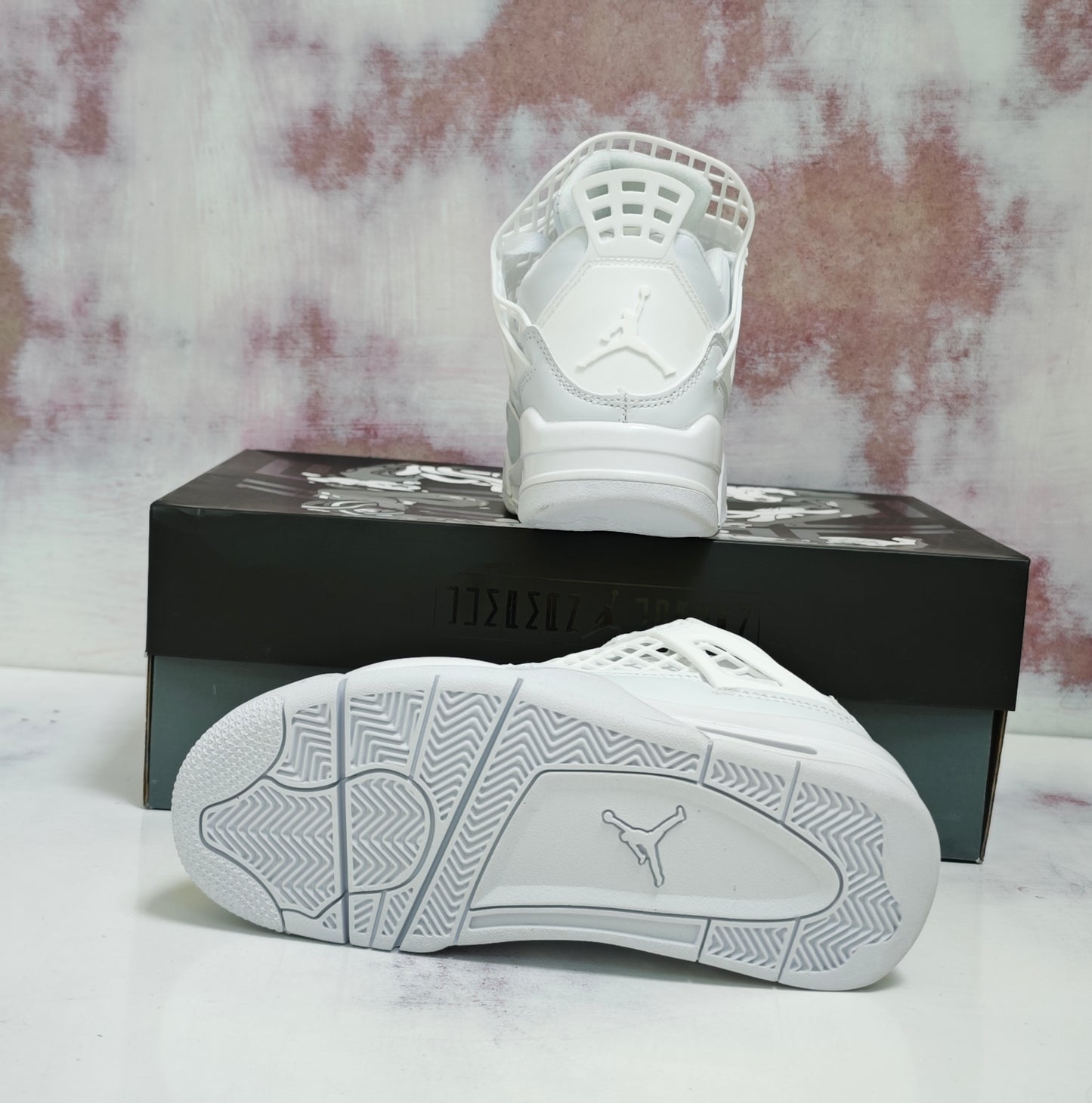 JRDN RETRO 4 NET WHITE R4