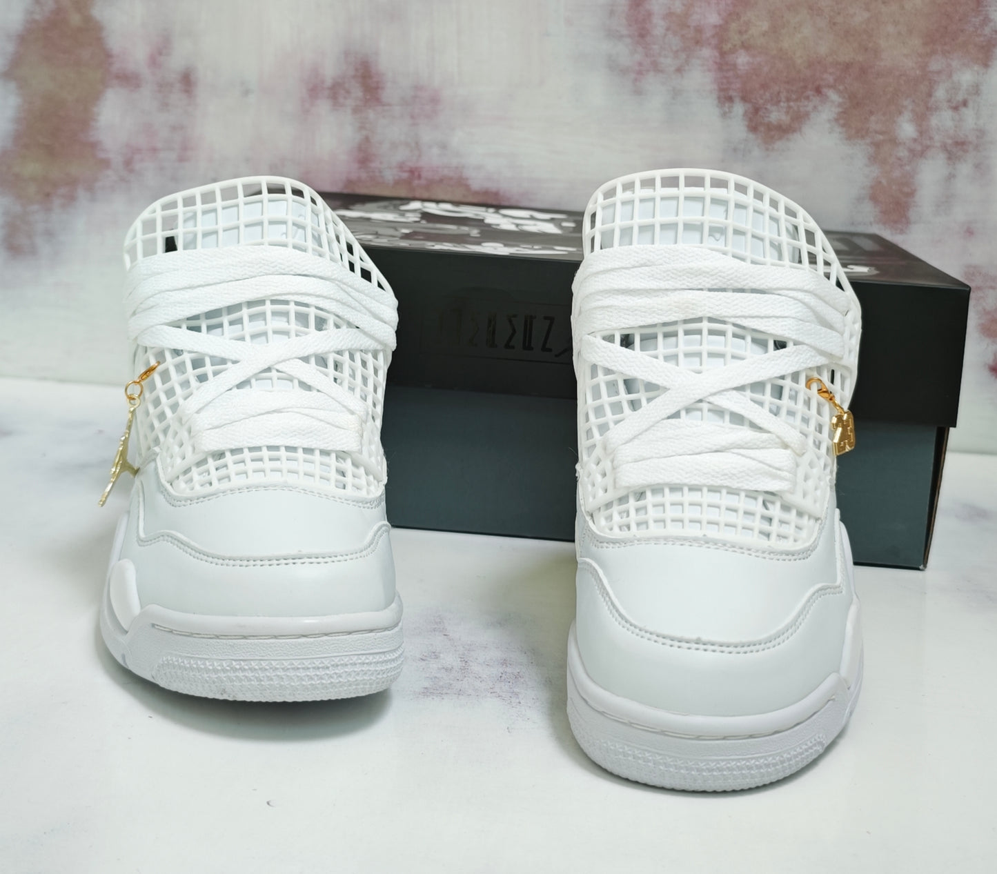 JRDN RETRO 4 NET WHITE R4