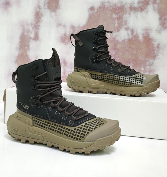 UND ARMR TACTICA STORM PROOF