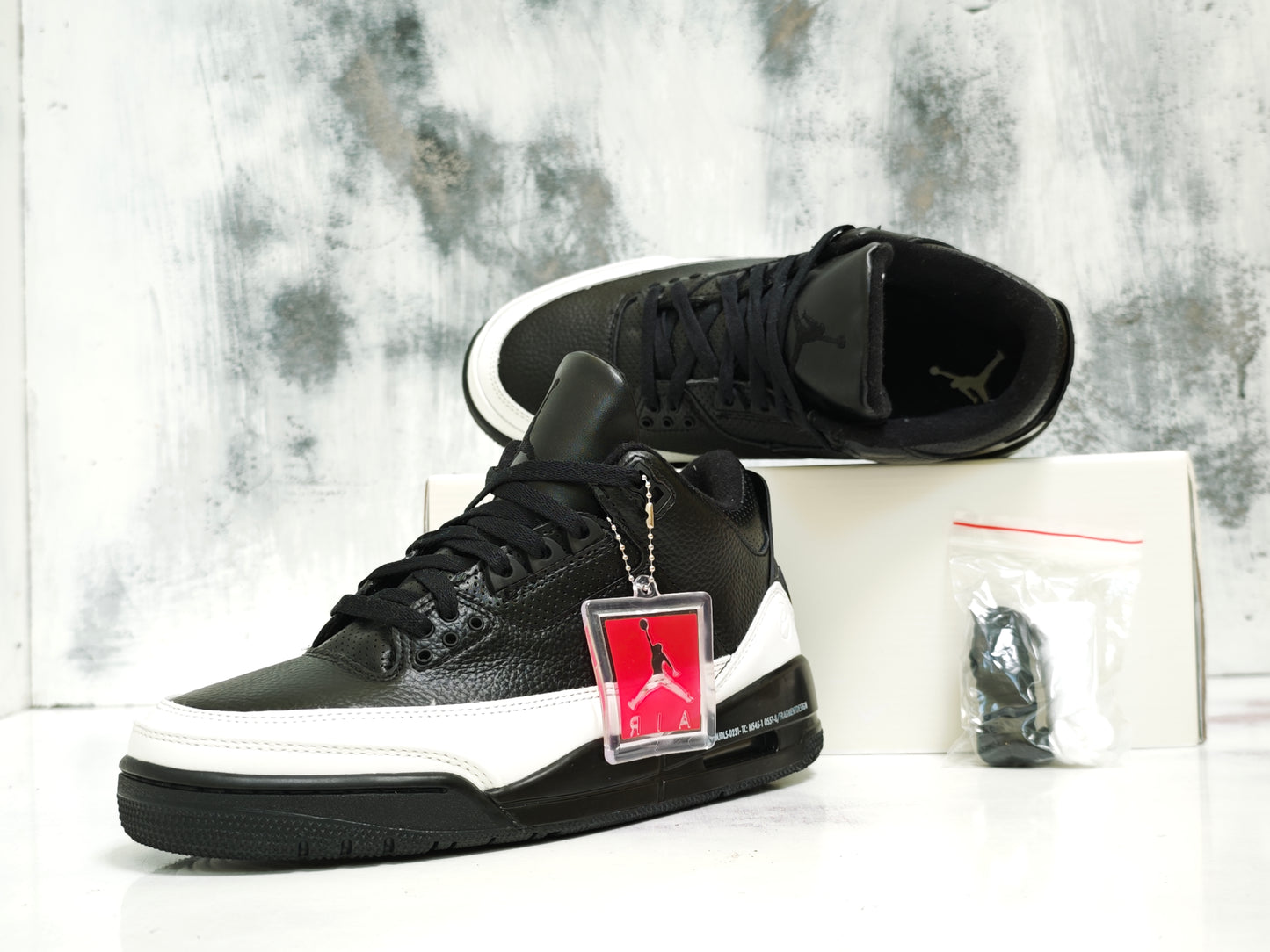 JRDN RETRO 3 INVERSE FRAGMENT R3