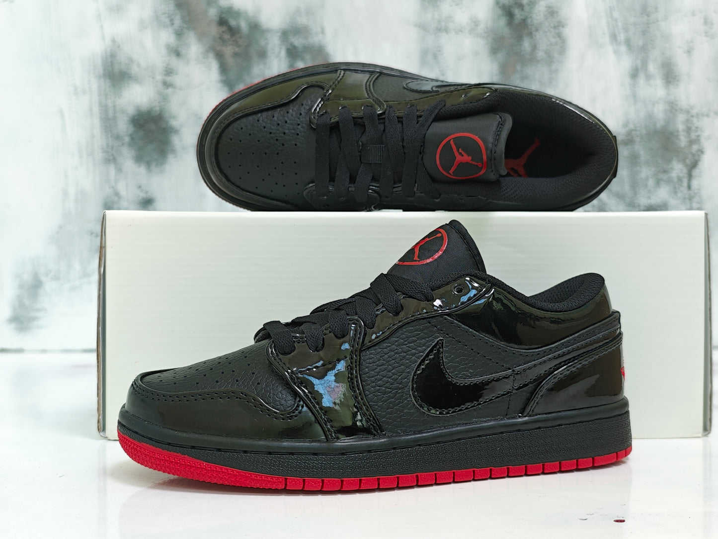 JRDN RETRO 1 TIK TOK R1 LOW