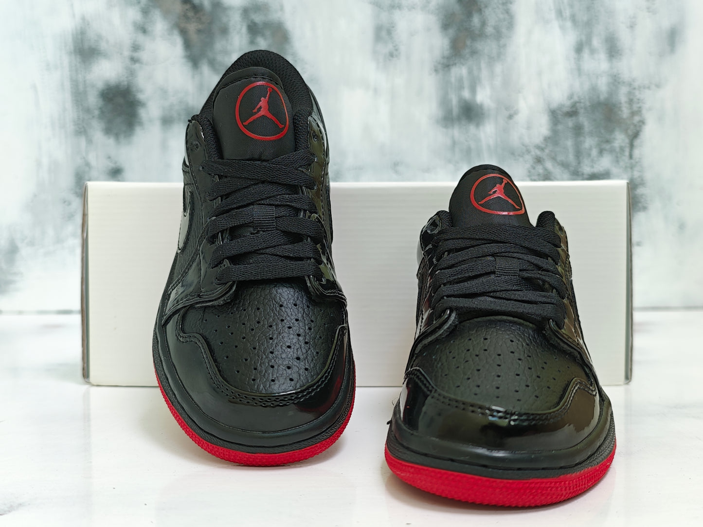 JRDN RETRO 1 TIK TOK R1 LOW