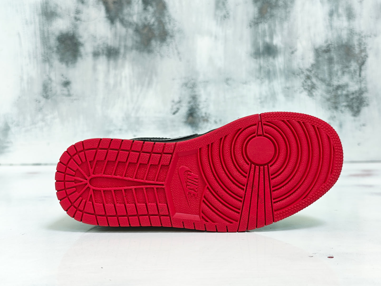 JRDN RETRO 1 TIK TOK R1 LOW