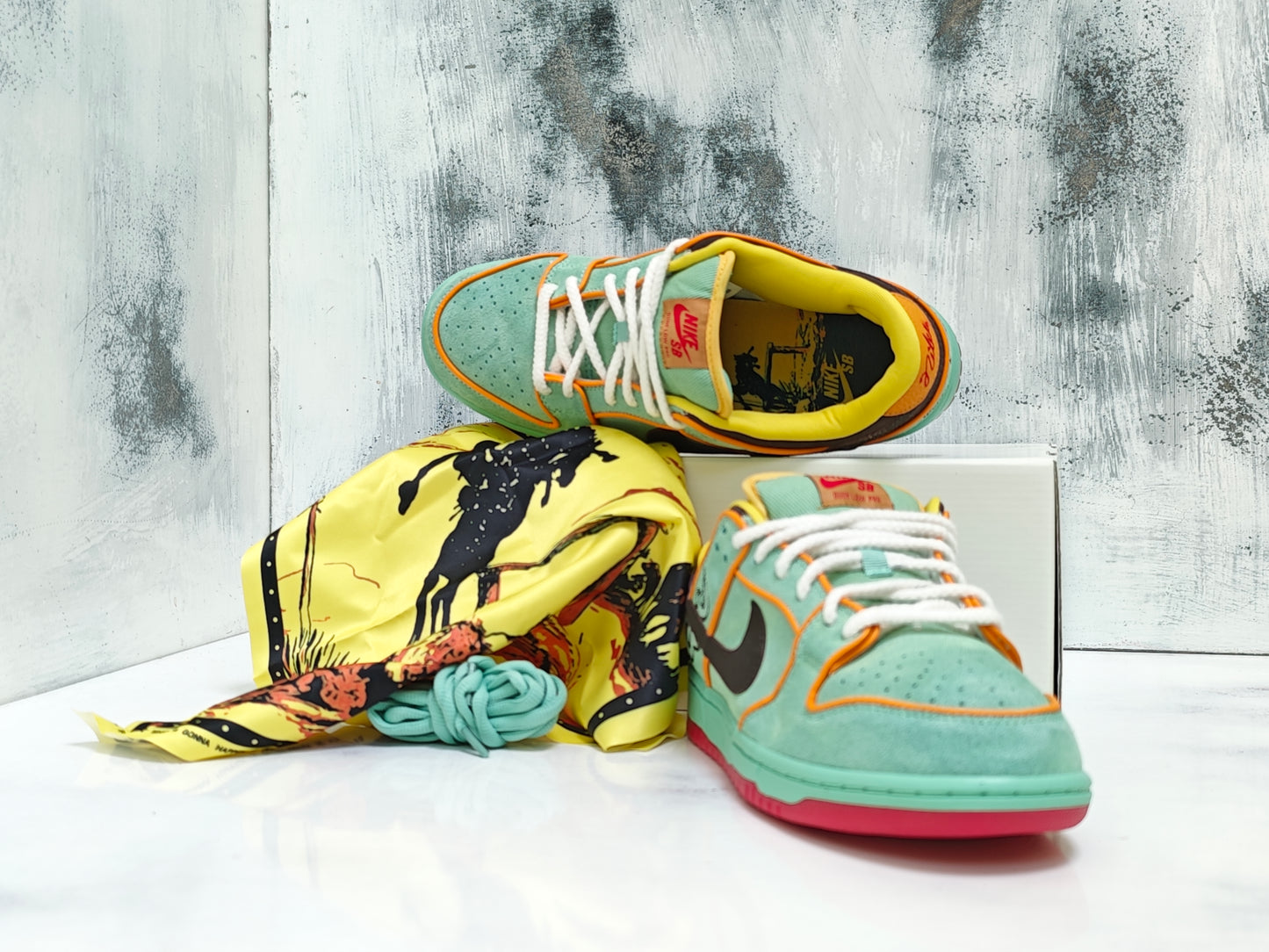 NKE SB DUNK LOW RODEO