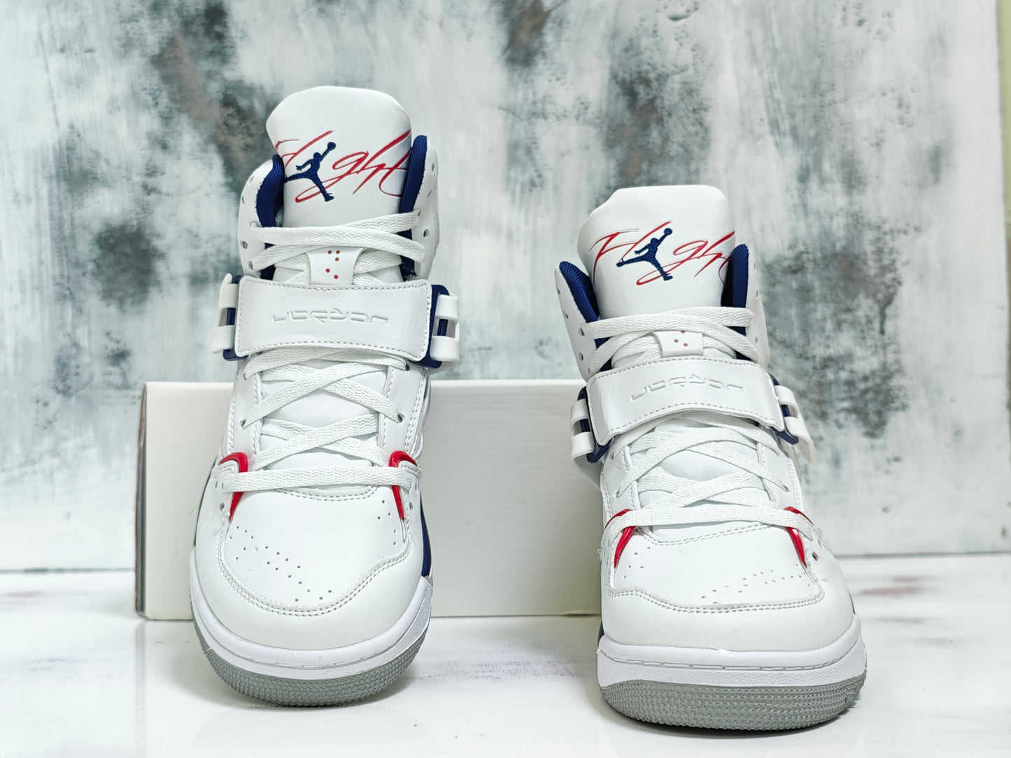 JRDN FLIGHT 45 WHITE & BLUE