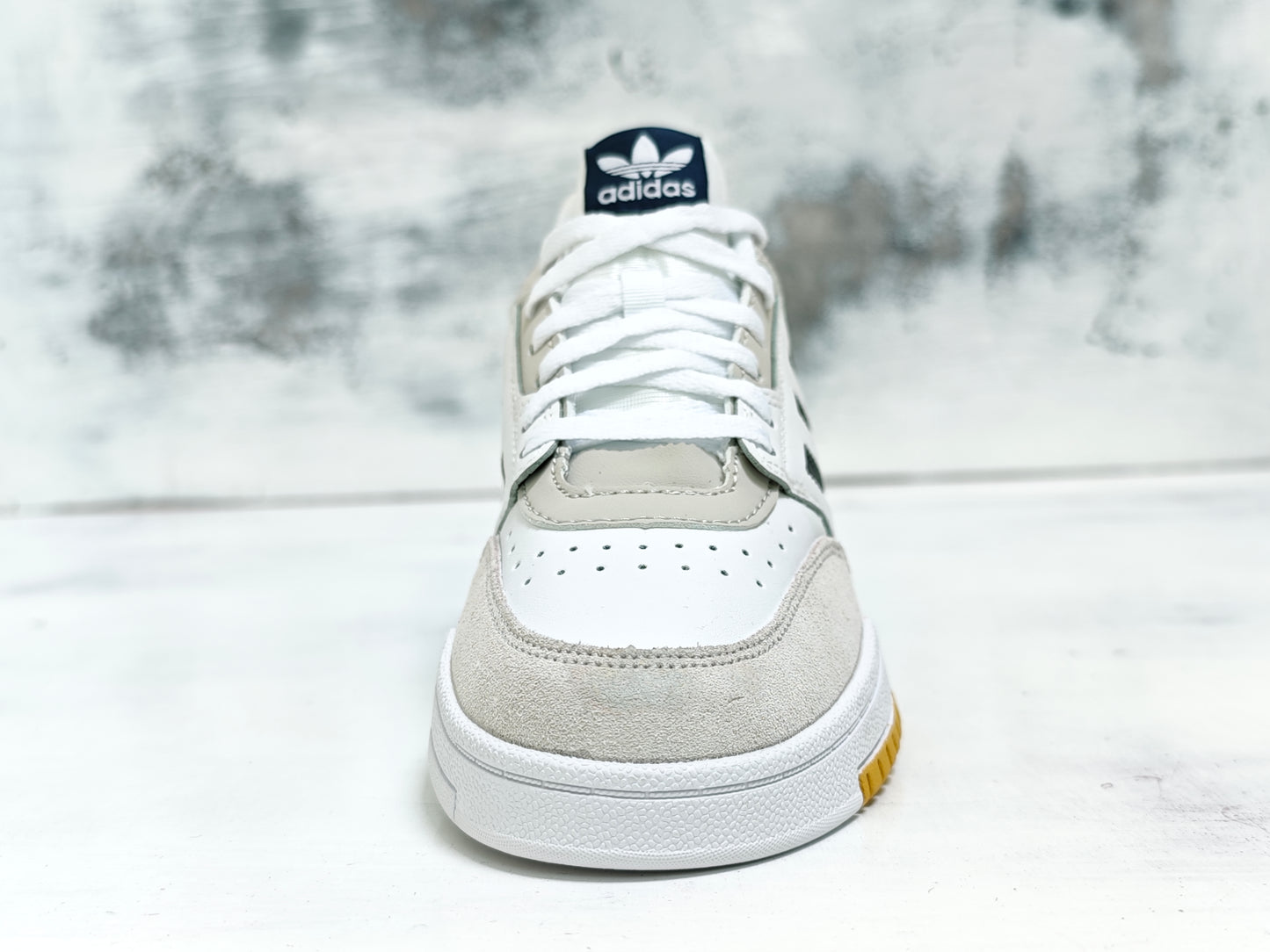 ADDS DROP STEP LOW WHITE GRAY