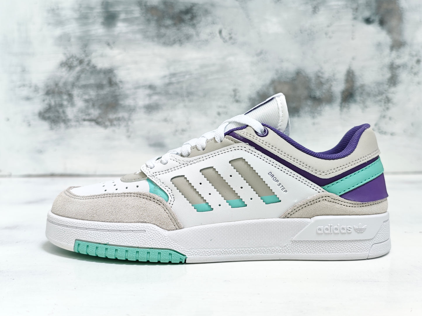 ADDS DROP STEP LOW WHITE