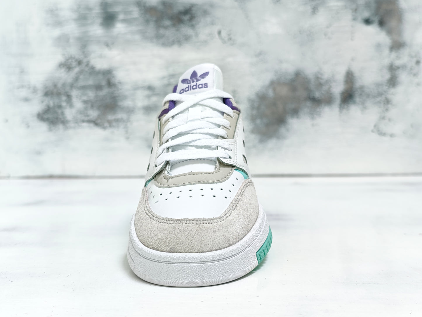 ADDS DROP STEP LOW WHITE