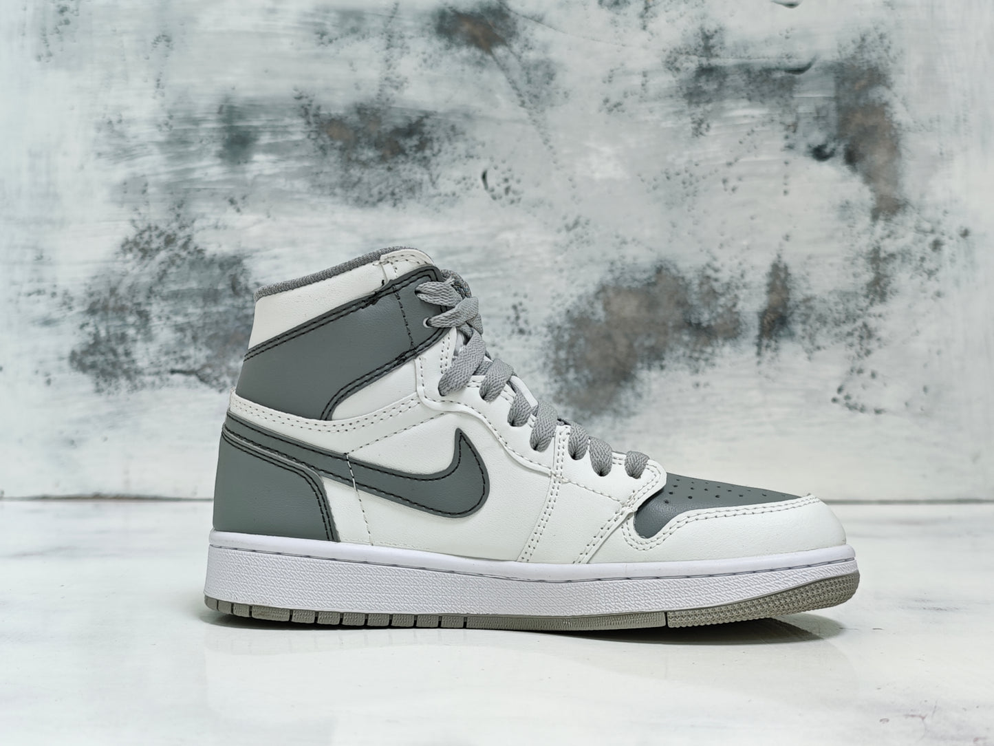JRDN RETRO 1 STEALTH R1