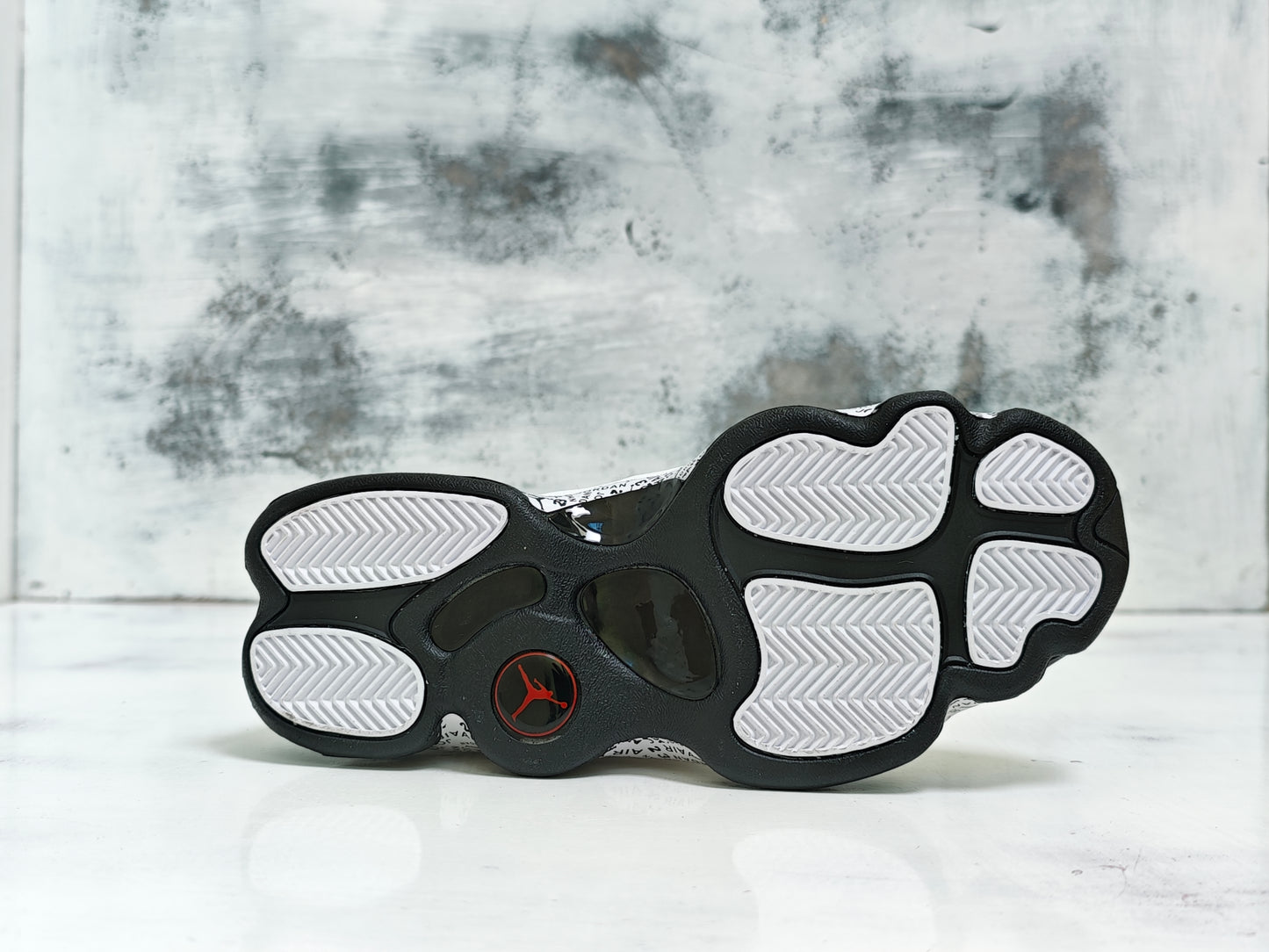 JRDN RETRO SEIS ANILLOS  HALL OF FAME WHITE