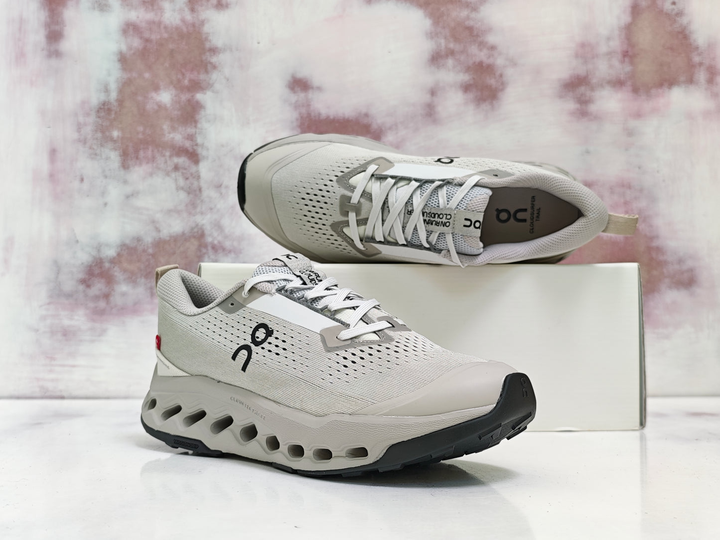 0N CLOUD SURFER TRAIL CAST