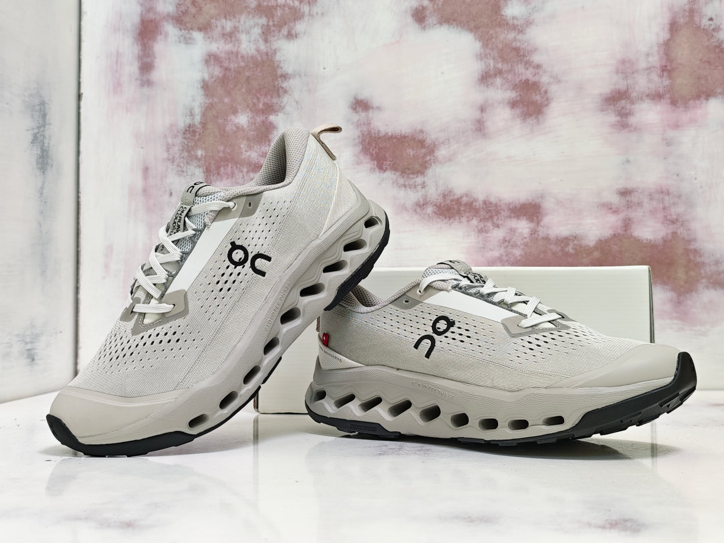 0N CLOUD SURFER TRAIL CAST