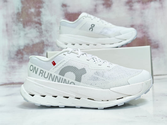 0N CLOUD  ULTRA WHITE