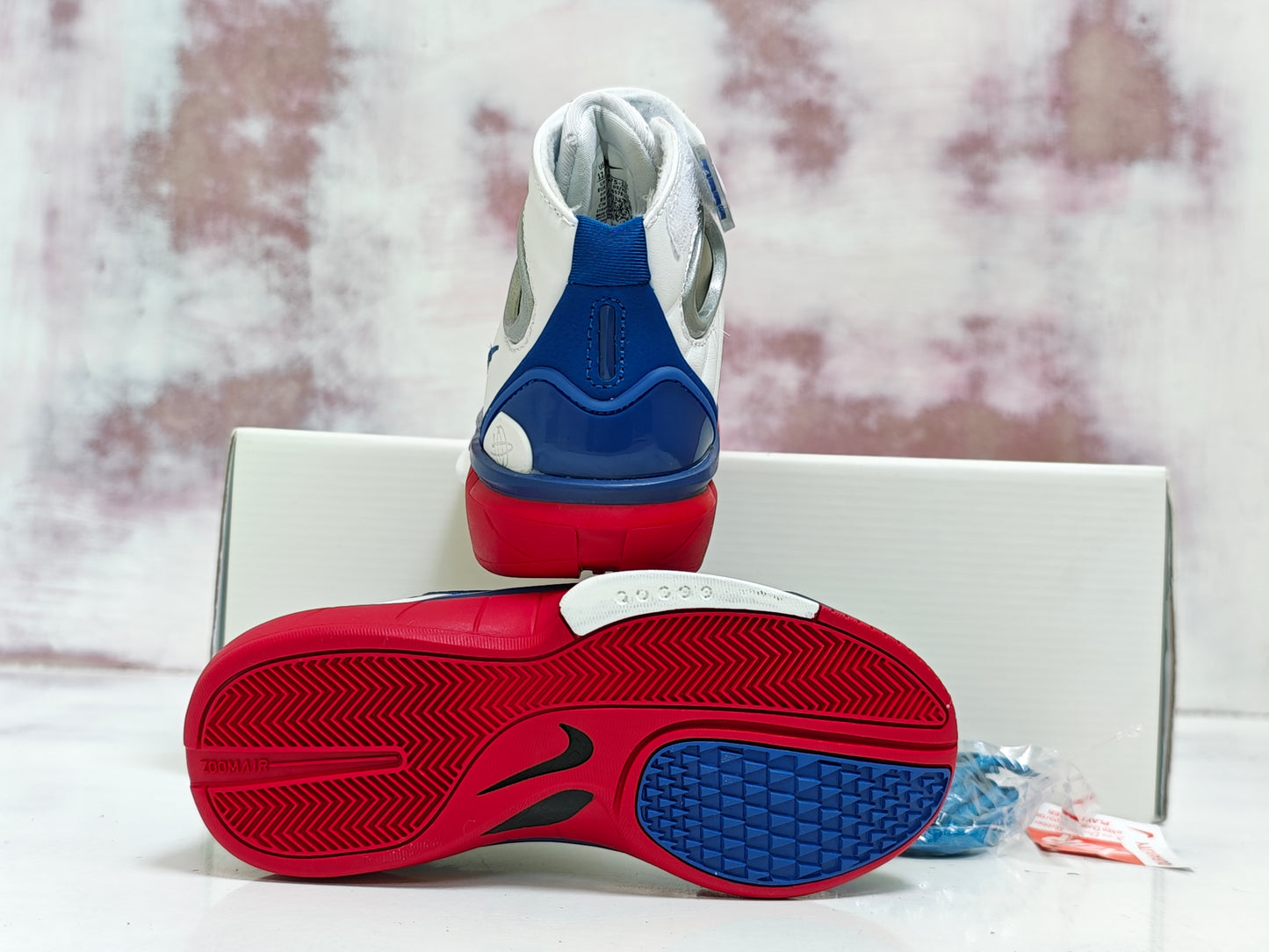 NK HUARACHE 2K HYPERBLUE