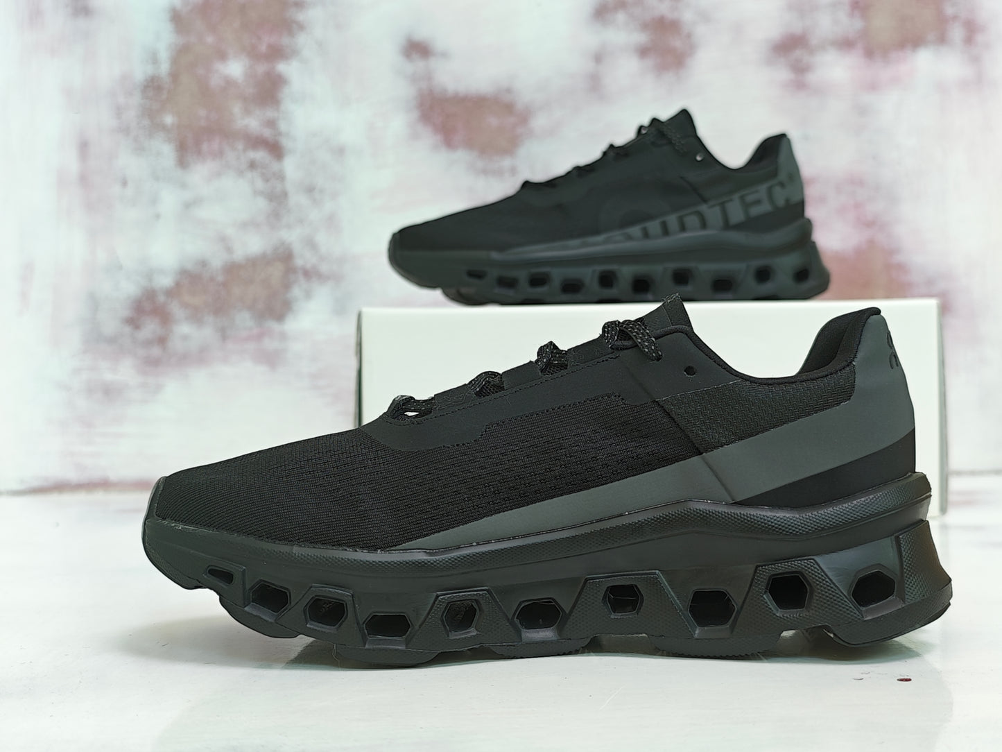 0N Cloudmonster BLACK GRAY