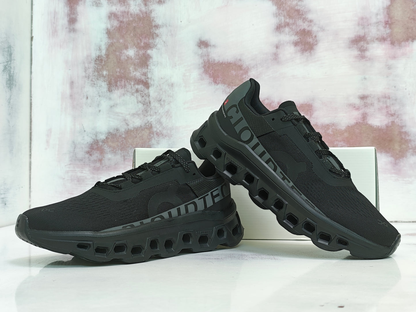 0N Cloudmonster BLACK GRAY