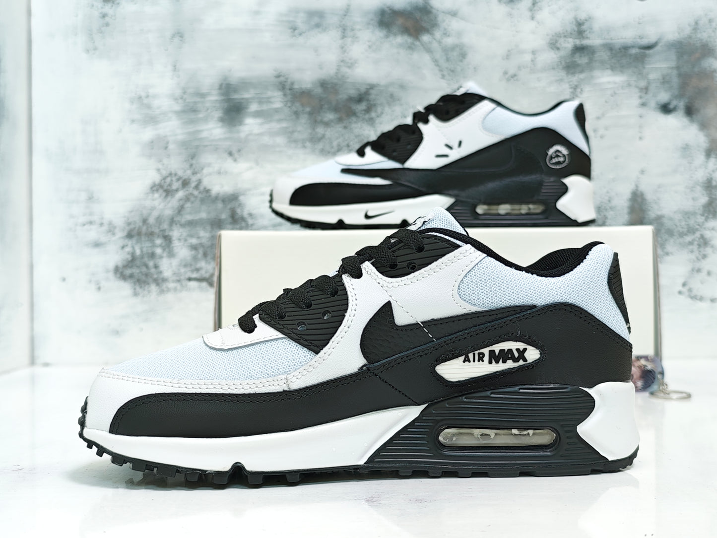 NKE AIRMAX 90 TRAVIS PANDA