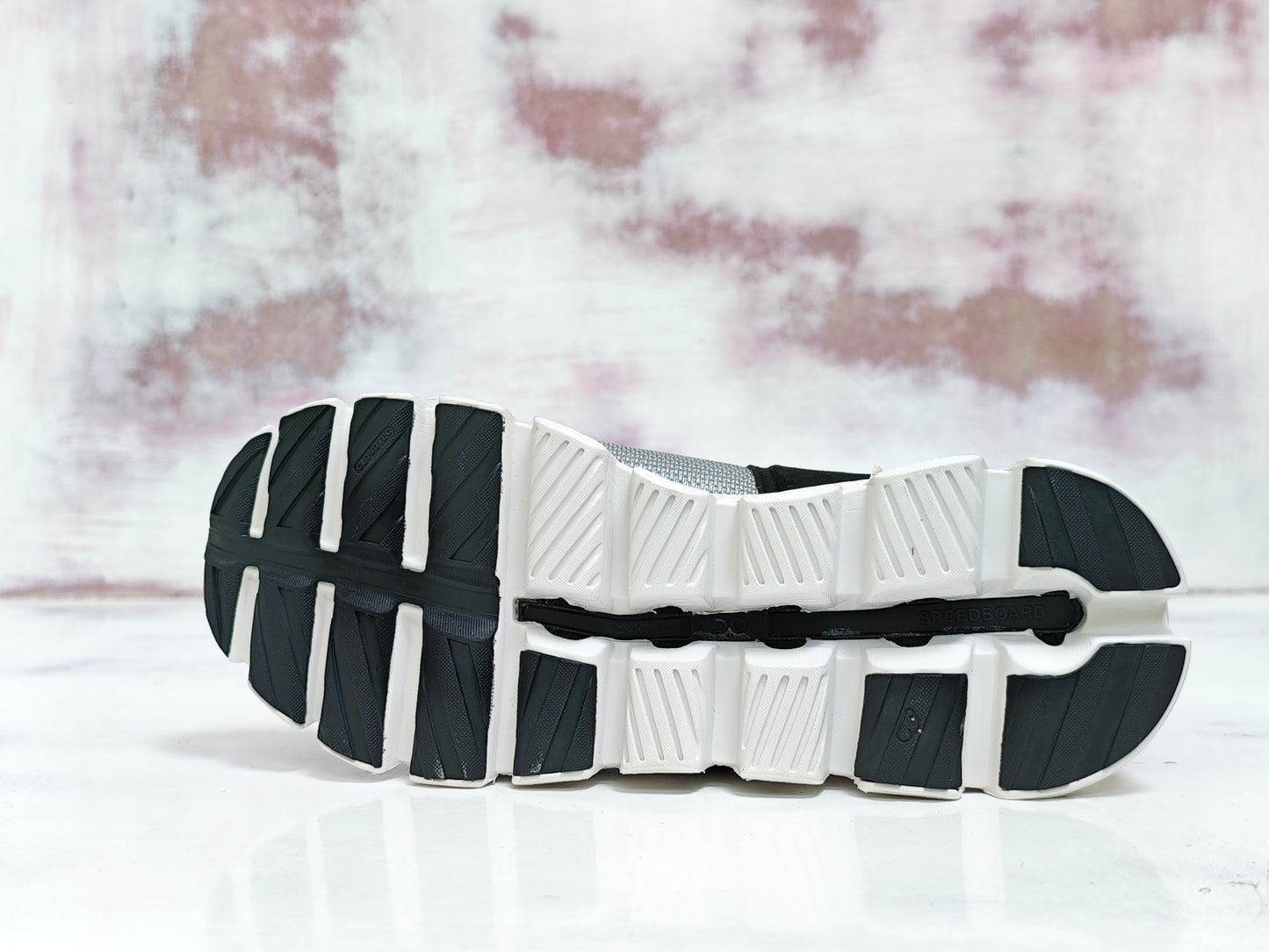 0N Cloudmonster HI EDGE GRAY BLACK
