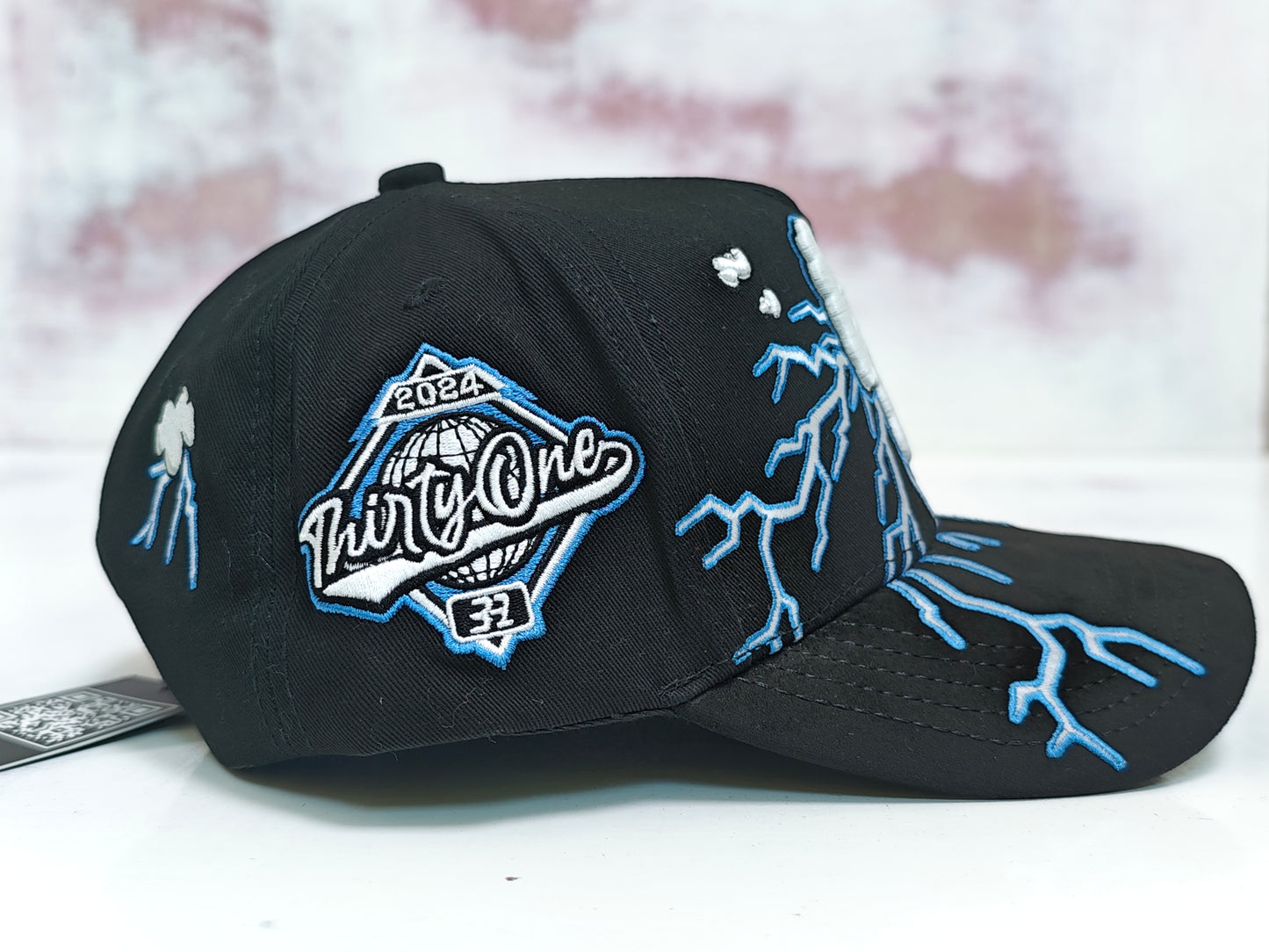 LA ELECTRIC CLOUDS 31 HATS