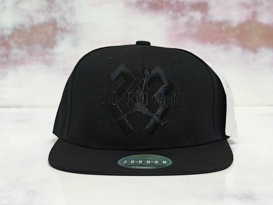 gorra JRDN 6 CORE BLACK/BLACK SNAPBACK