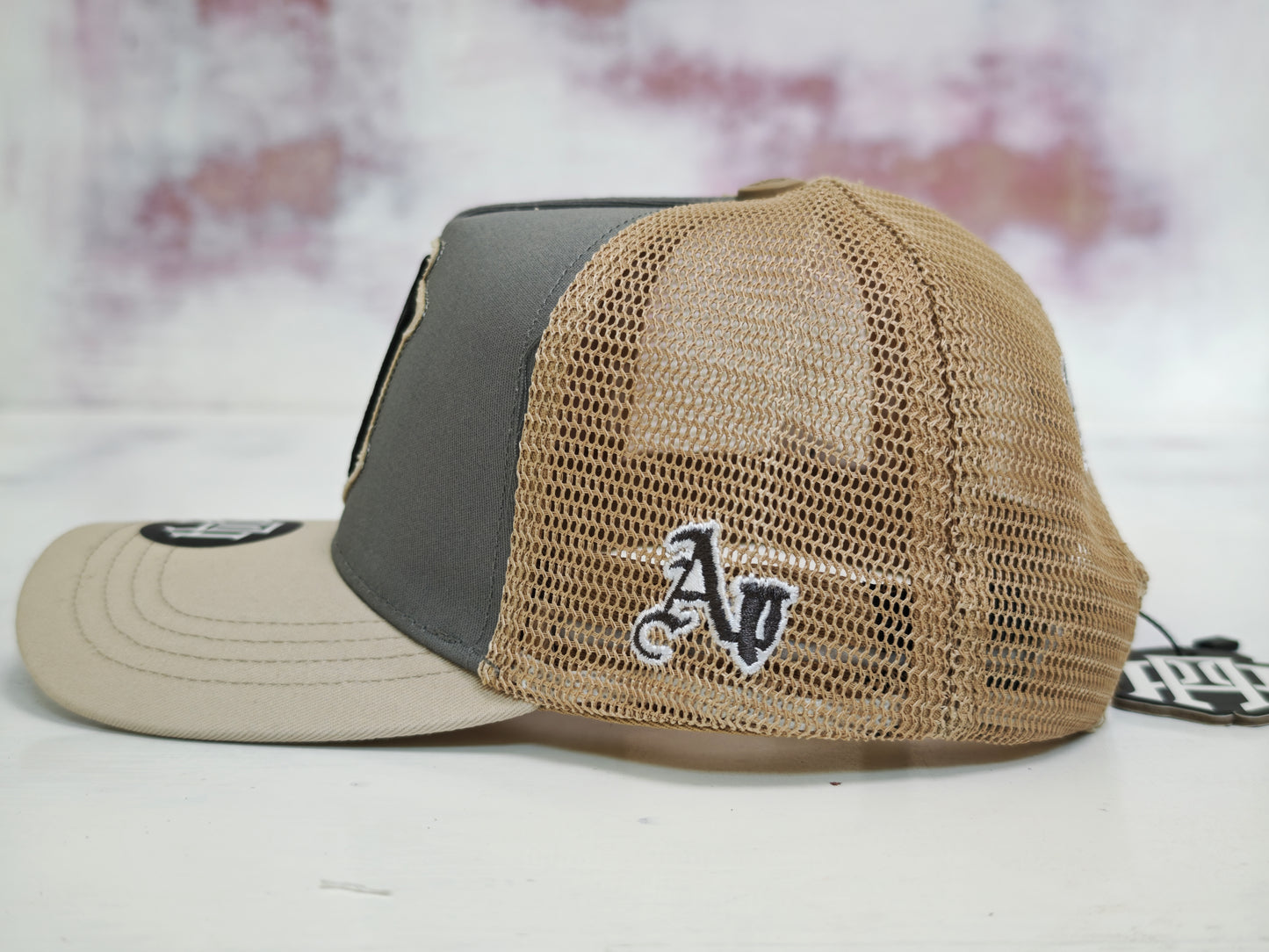AP CROWN TRUCKER