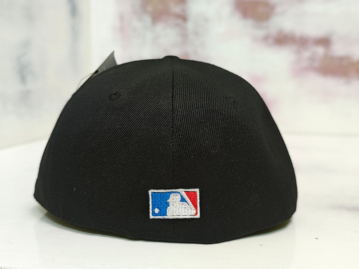 WHITE SOX BLACK gray