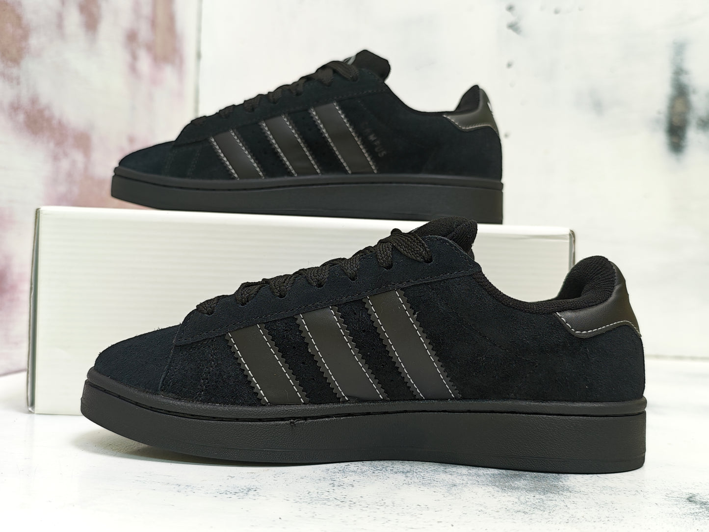 ADDS CAMPUS OOs BLACK / WHITE